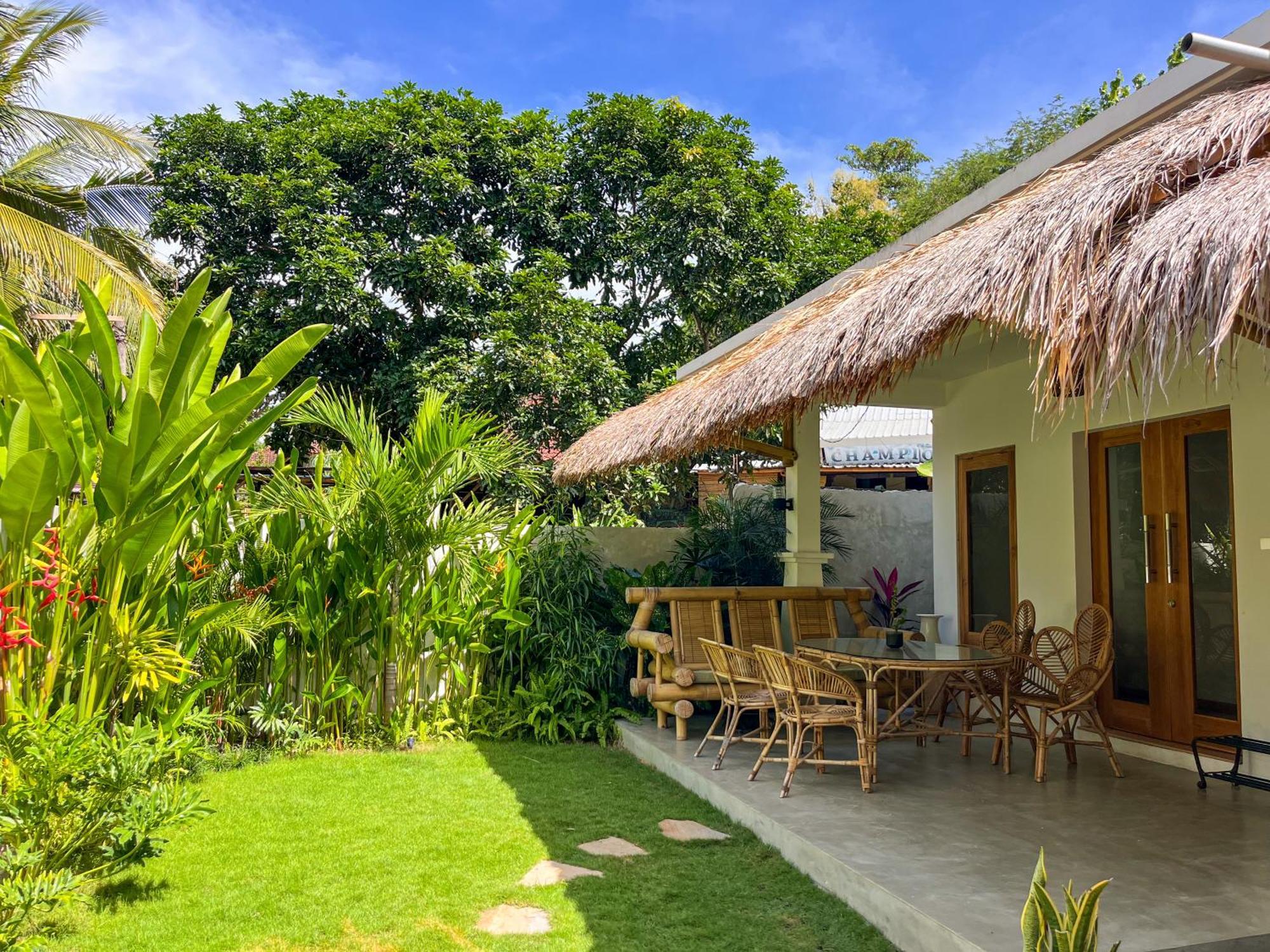 Las Flores Lombok Kuta  Bagian luar foto